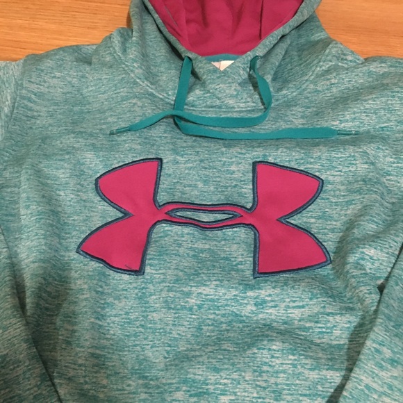 Under Armour Sweatshirt - Picture 2 of 4